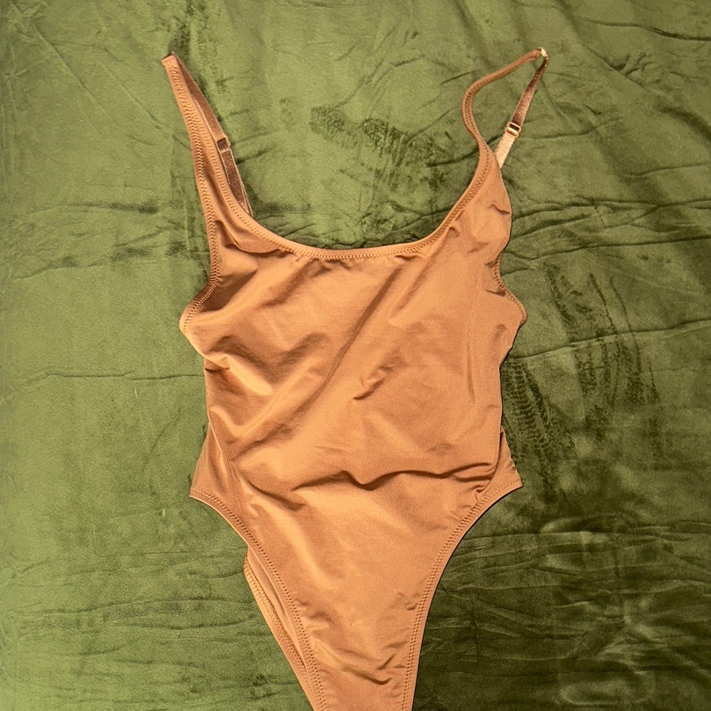 SKIMS almond One-Piece Swimsuit signature scoop- size small
